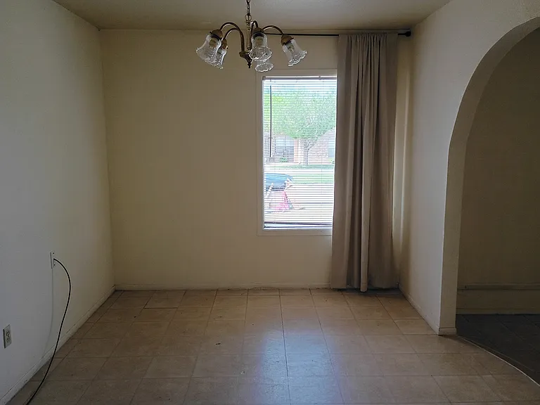 1234 Royal Crown Dr — Photo 24