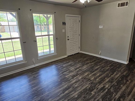 3rd image of 5110 Rock Point St