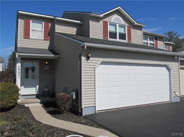 6421 Fantail Ln, Cicero, NY 13039