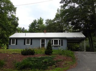 82 Stage Rd, Nottingham, NH 03290
