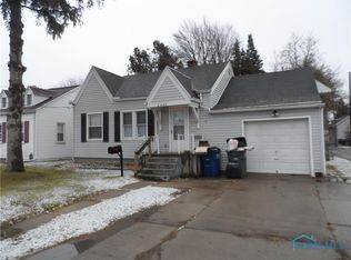 2443 Roseview Dr, Toledo, OH 43613