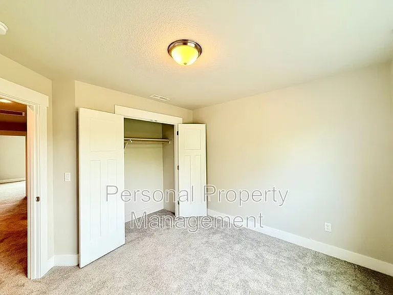 1530 NW 29th Pl — Photo 19
