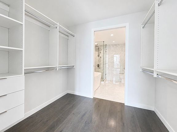 4th image of 7418 Paulson St #709