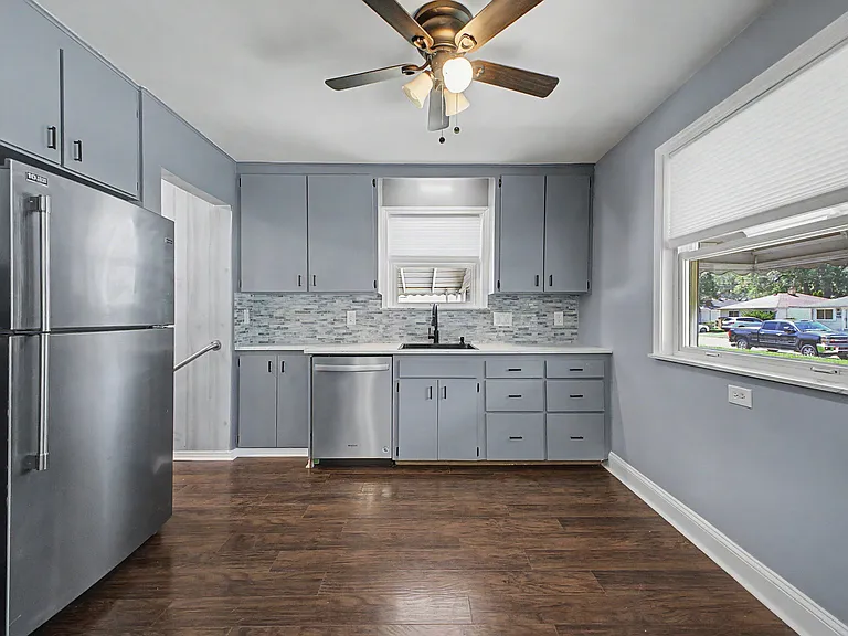 5375 Mayfair St — Photo 18