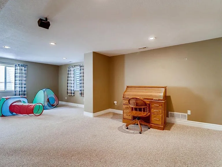 1609 Hallet Peak Dr — Photo 26