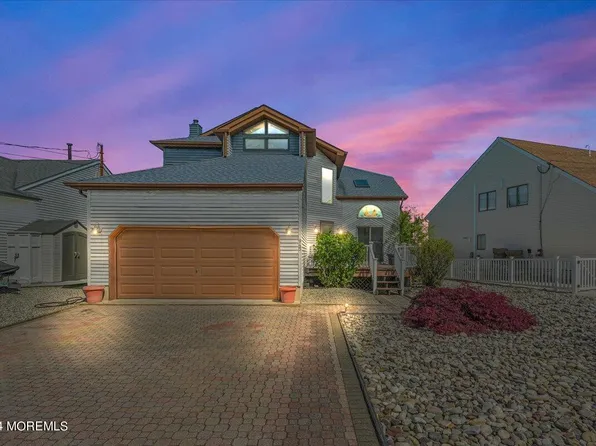 945 Mallard Drive, Lanoka Harbor, NJ 08734