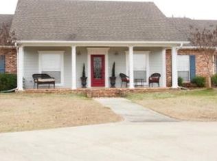 2009 Deerfield, Summit, MS 39666