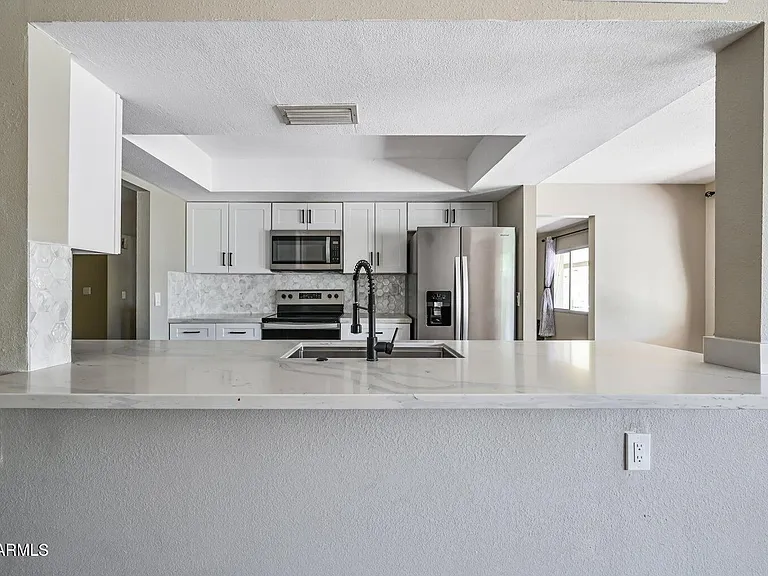5930 S Juniper St — Photo 8