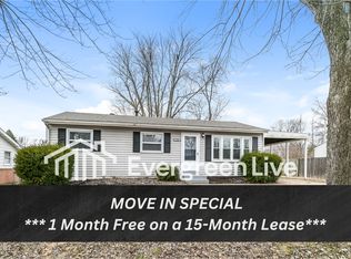 1420 Fairmeadows Ln, Saint Louis, MO