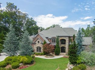 221 Traditions Dr, Alpharetta, GA 30004