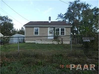 1st image of 3211 W Farrow Ave