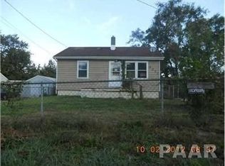 3211 W Farrow Ave, Peoria, IL 61605