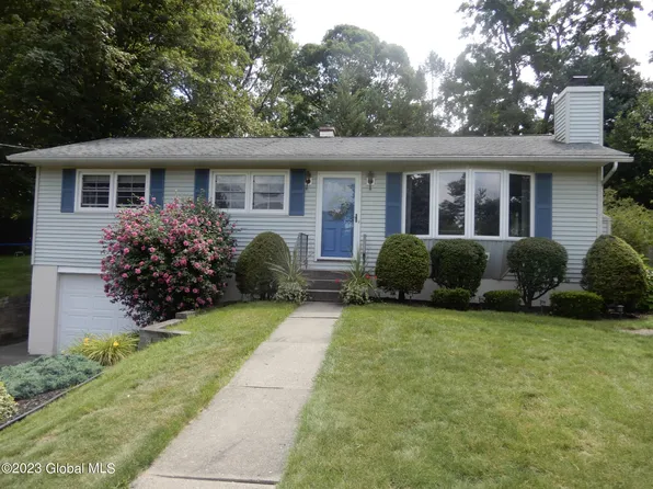 14 Big Bear Road, Troy, NY 12182