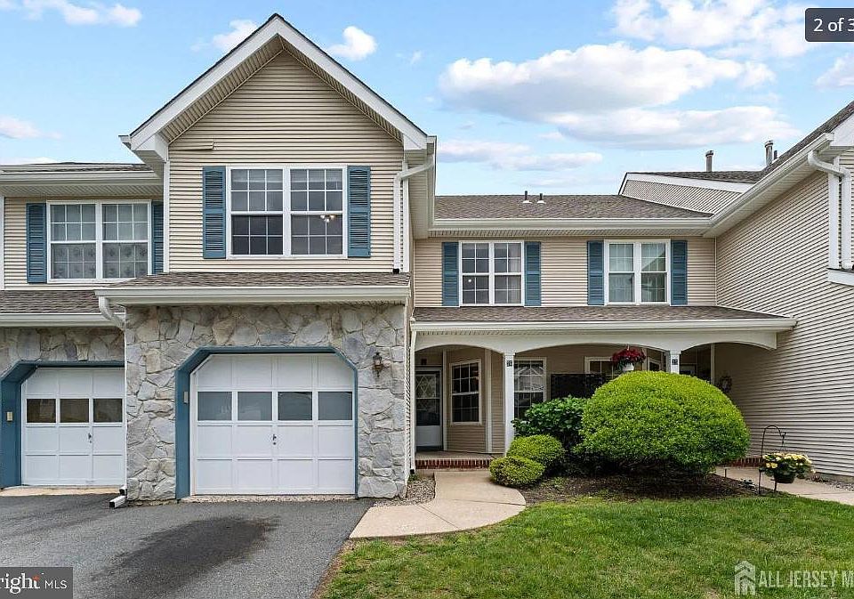1st image of 26 Allison Ct