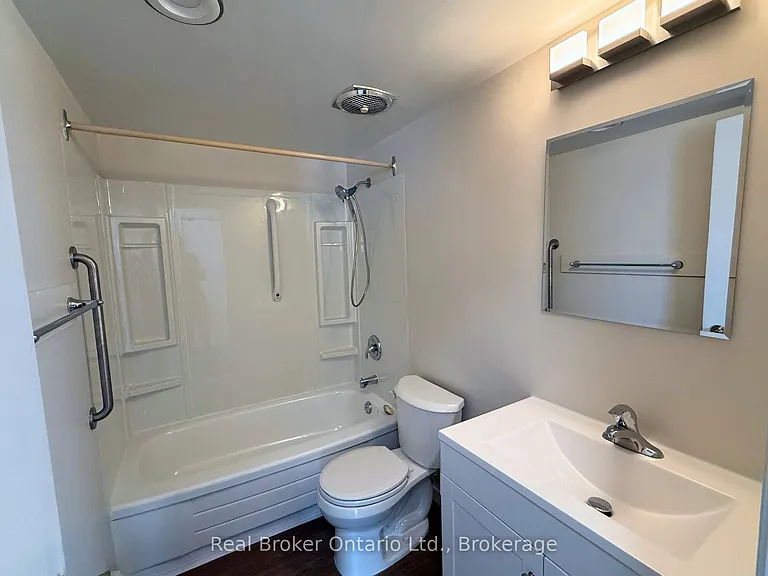 301 West St N #8 — Photo 9