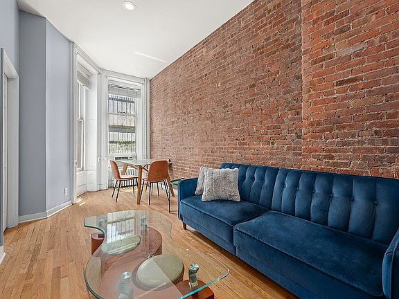 2nd image of 371 W 46th St APT 1