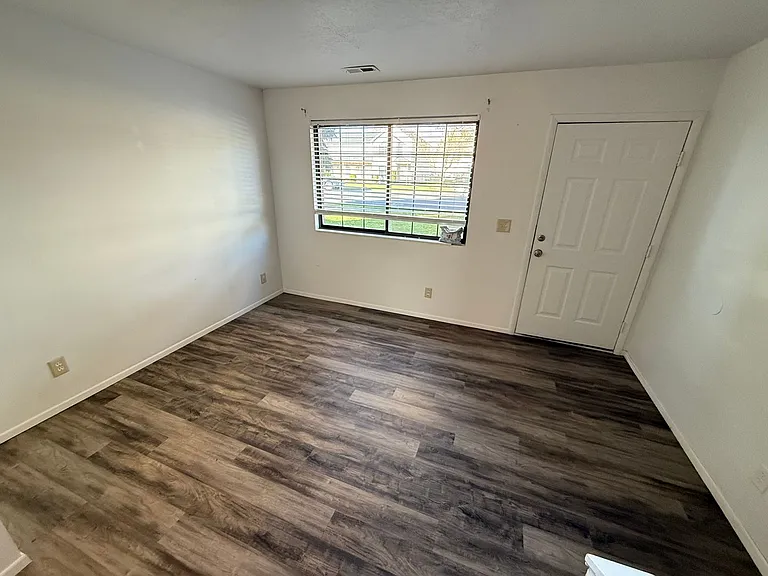 1413 W 1650 N — Photo 7