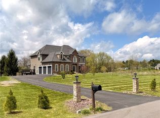 26 Ridgeview Ln, Horseheads, NY 14845