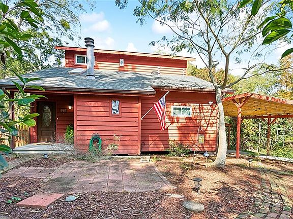 2nd image of 258 Sandra Lee Dr