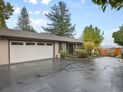 1891 NE Beacon Dr, Grants Pass, OR, 97526