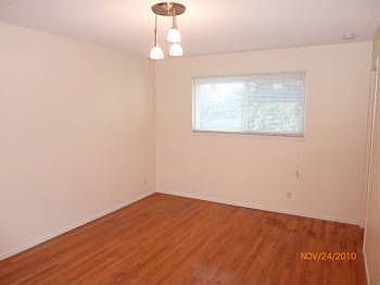 4th image of 1445 Finch Ave