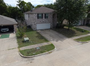 6048 Crescenzio Dr, Grand Prairie, TX 75052