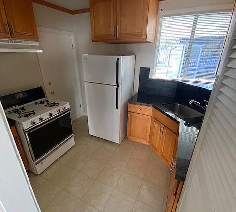 4th image of 1031 Noel Dr