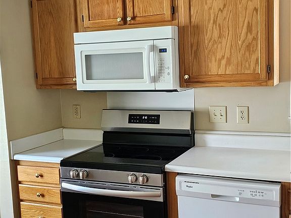 4th image of 7109 Summerlin Dr