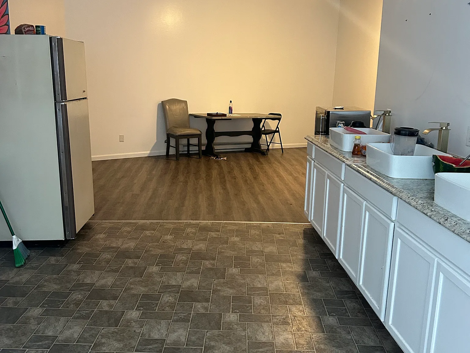 2100 Derry St — Photo 4