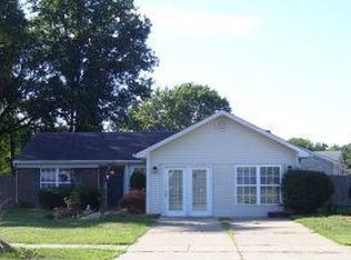 6618 Miller Park Dr, Louisville, KY