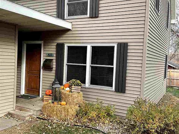 2nd image of 422 N Columbia Ave