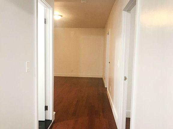 4th image of 4254 Judge St APT 2E