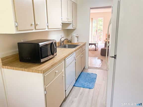 3rd image of 97-99 Park Avenue #72
