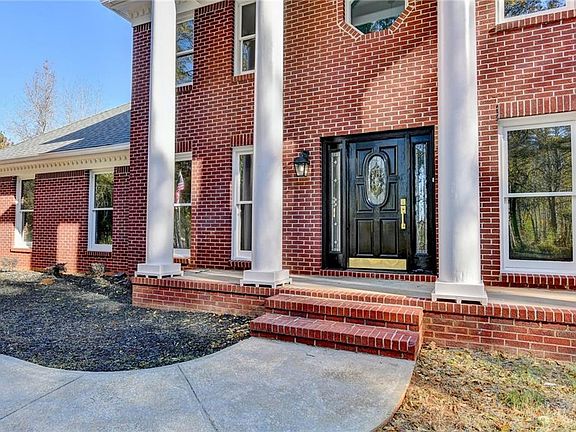 2nd image of 590 Manning Gin Rd