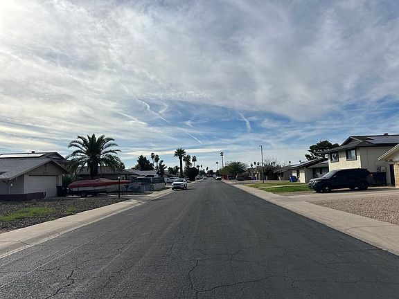 4th image of 3337 W Gelding Dr