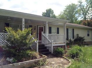 208 Hightop Rd, Corbin, KY 40701