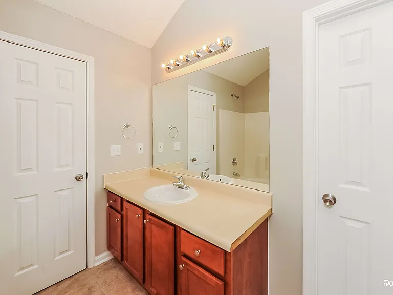 246 Augusta Woods Dr — Photo 11