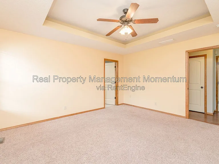 732 E Gallup Hill Rd — Photo 5