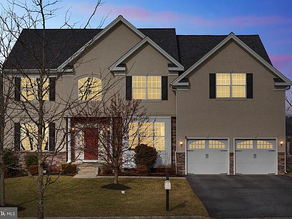 2nd image of 4150 Crescent Dr