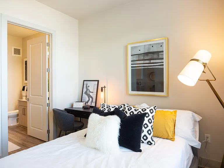 The Landing Residences — Photo 17