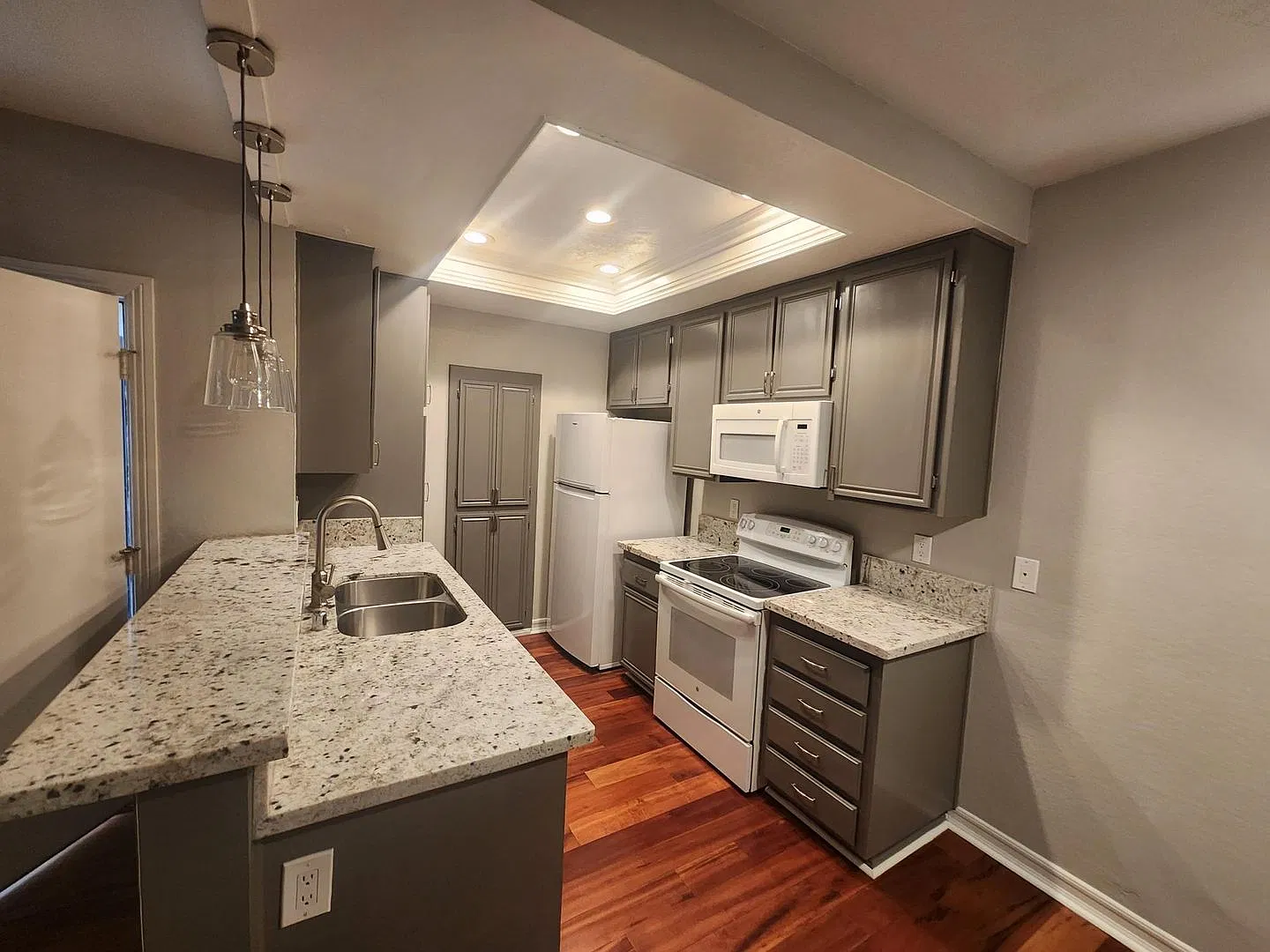 Pheasant Creek: Lower 1 Bedroom 1 Bath Condo — Photo 4