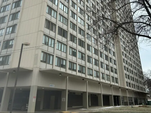(undisclosed Address), Chicago, IL 60615