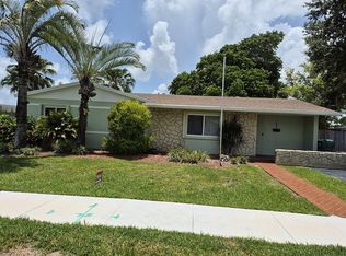 18620 SW 90th Ave, Cutler Bay, FL 33157