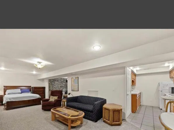 1126 4th St #1, Mukilteo, WA 98275