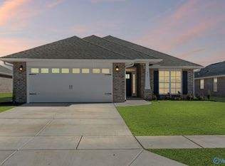 206 Poppy Trl, Meridianville, AL 35759