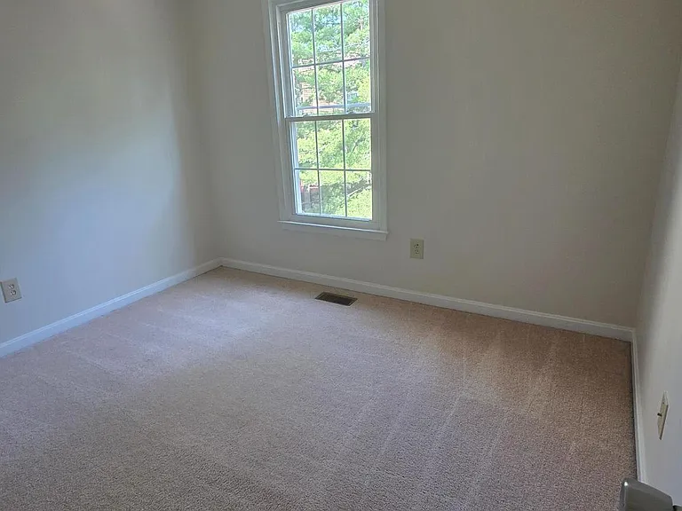 7766 Black Horse Ct — Photo 19
