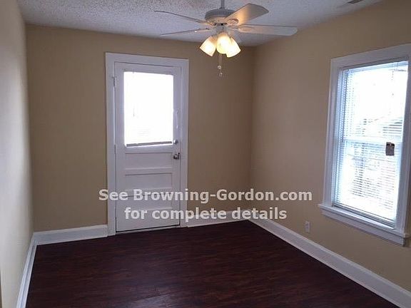 5th image of 2106A Eastwood Ave