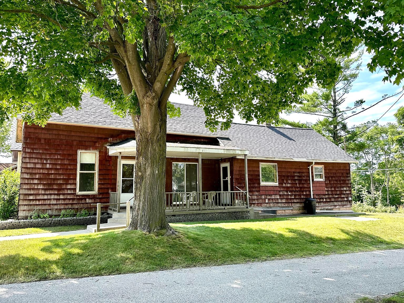 205 1st St, Ludington, MI 49431 MLS 23021205 Zillow