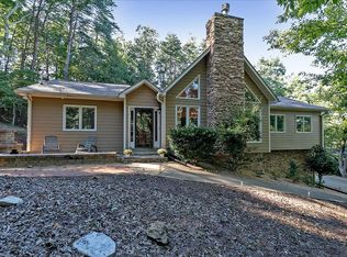 310 Chickasaw Dr, Waleska, GA 30183