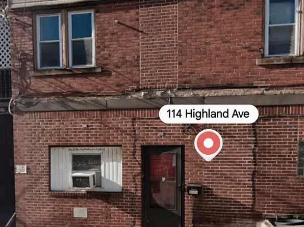 114 Highland Ave #114, Pitcairn, PA 15140
